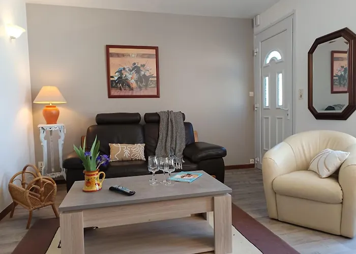 Maison De A - 6 Personnes - Animaux Admis - Fr-1-540-169