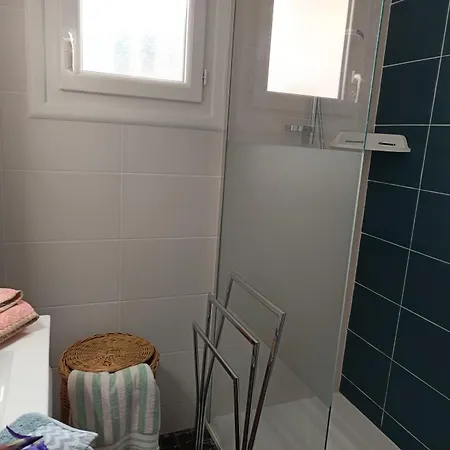 Ferienhaus Maison De A - 6 Personnes - Animaux Admis - Fr-1-540-169 *