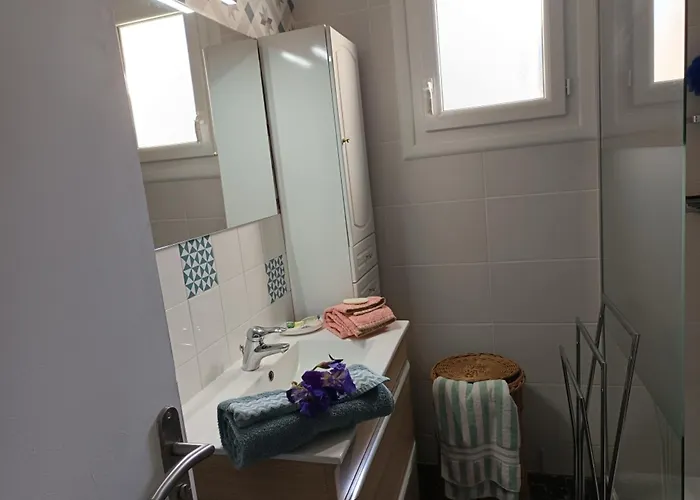 Maison De à - 6 Personnes - Animaux Admis - Fr-1-540-169 *